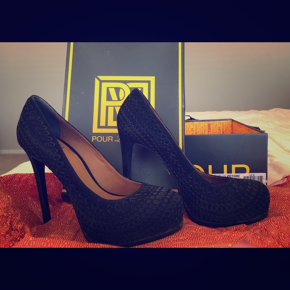 Black Stiletto